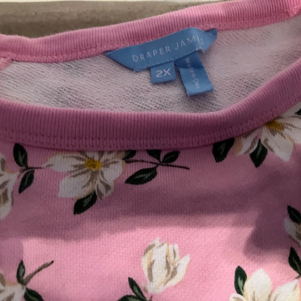 Draper James Natalie sweatshirt pink with magnolias size 2x - Picture 2 of 4